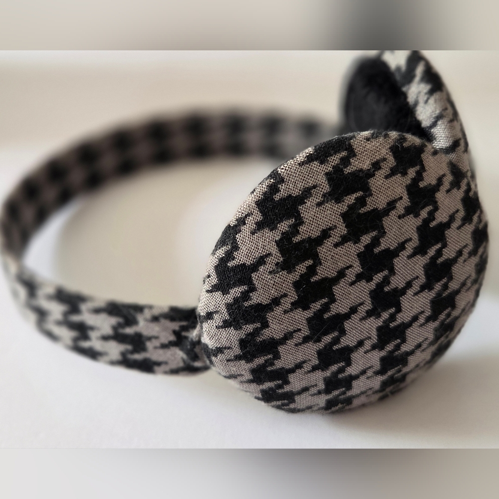 From the Makers of UGG HOUNDSTOOTH EARMUFFS, FAUX FUR & Black/Gray BAND.